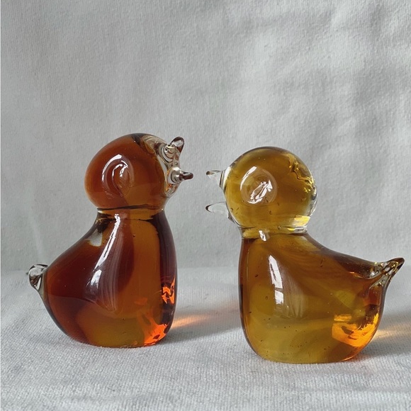 pair of vintage mid century modern mcm glass bird paperweights - Picture 2 of 5